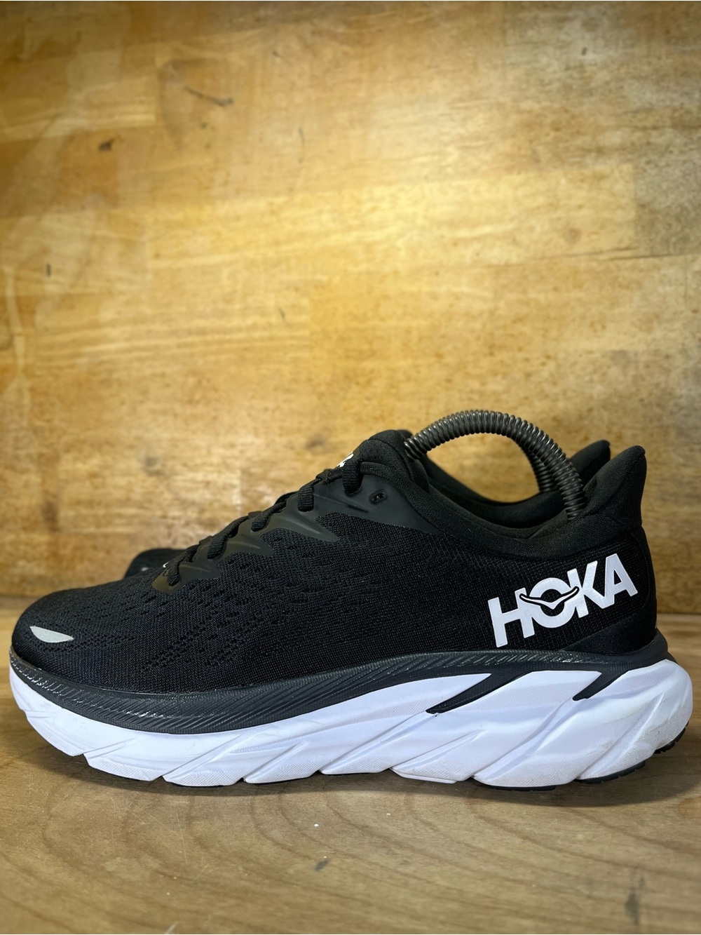 Hoka One One Clifton 8 REFLECTIVE Womens Sz 8 Running Shoes Sneakers Black White - Picture 4 of 13